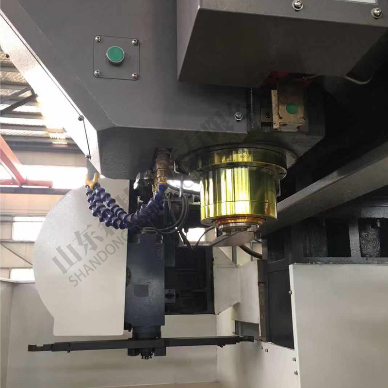 立式加工中心細節