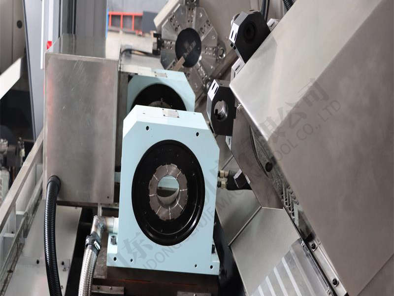 雙頭數(shù)控車床細節(jié)