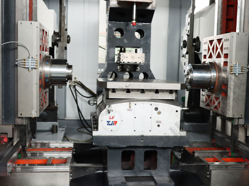 雙刀庫龍門立式加工中心細節