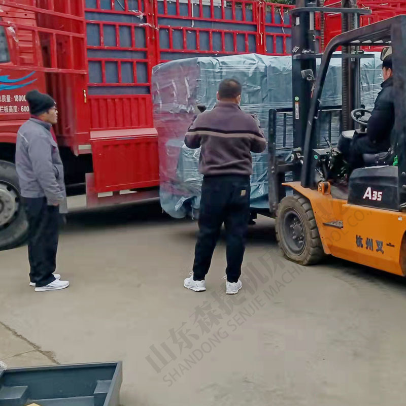 為無錫客戶劉總定制的斜式數控銑打機SJZX100-600發貨