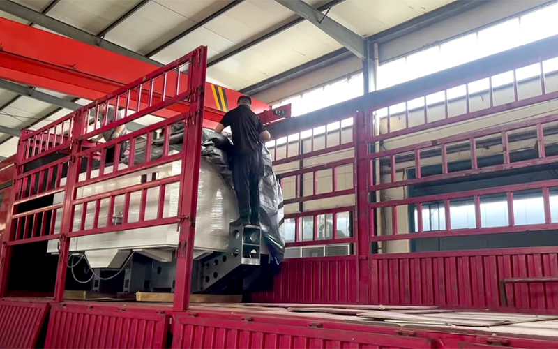 2臺銑鉆攻專機出貨 國慶中秋雙節(jié)盛惠 現(xiàn)貨供應(yīng)