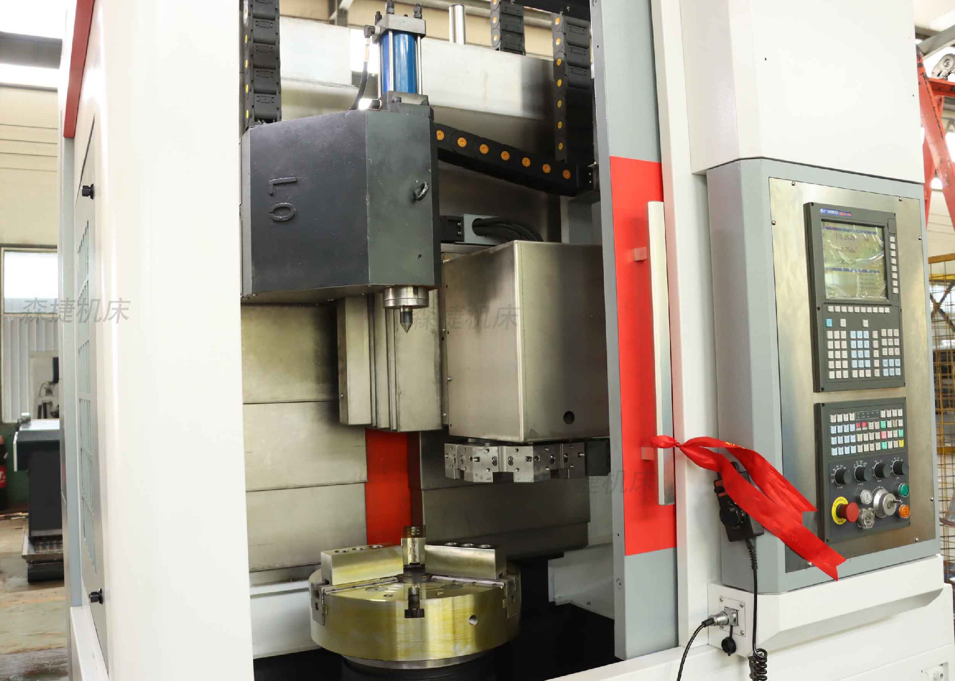 安徽客戶定制了一臺650尾座數控立車