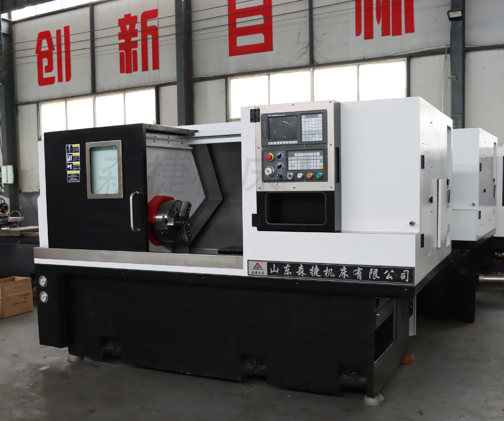 江蘇客戶在我們森捷公司訂購了一臺TCK45數控斜車