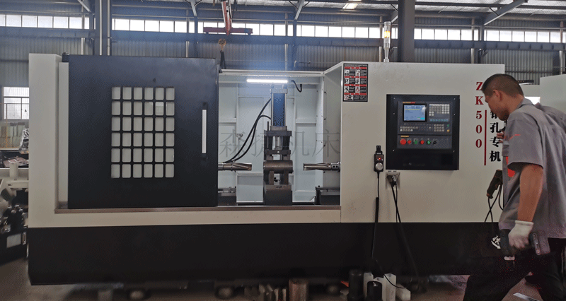 客戶定制的ZK500數控鉆孔機準備發貨