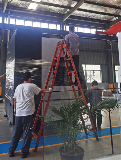 湖北客戶定制的LCK700數控立車發貨啦