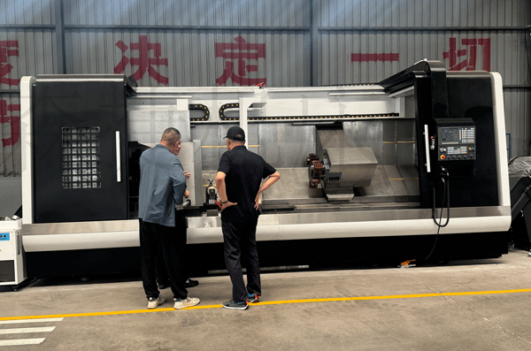 歡迎河南客戶蒞臨我廠參觀雙頭數控車床