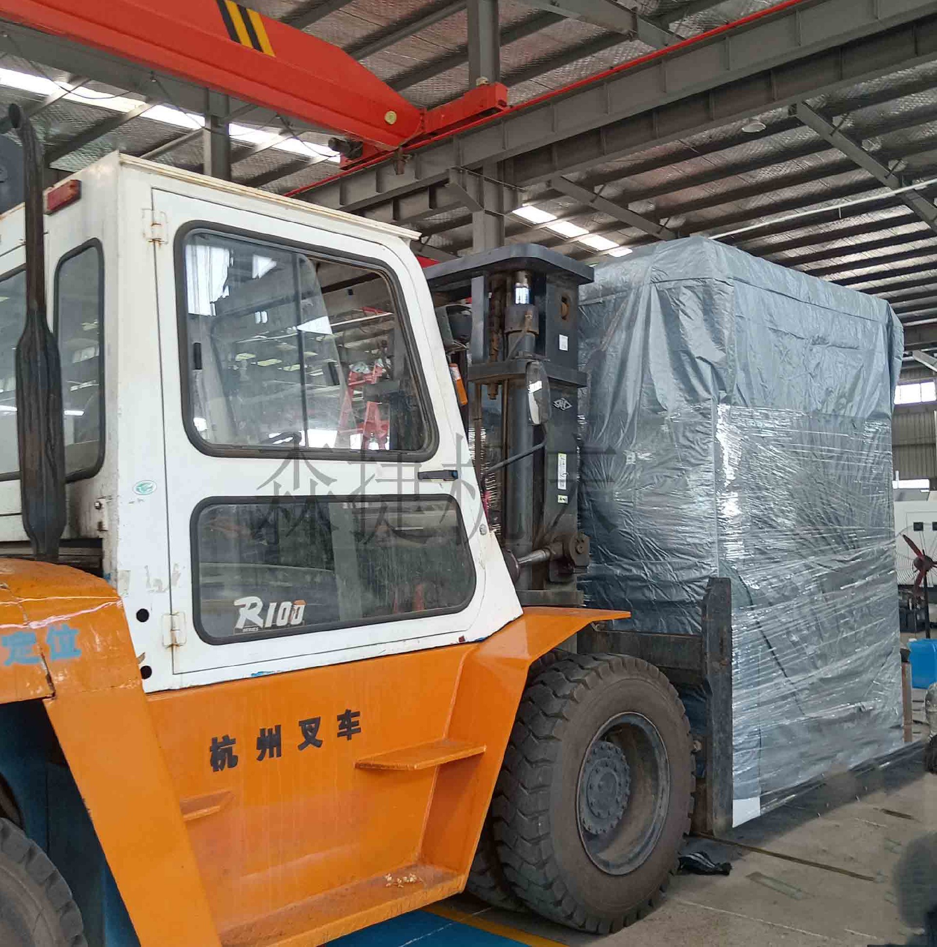 VTC650立式車銑復(fù)合加工中心打包發(fā)貨