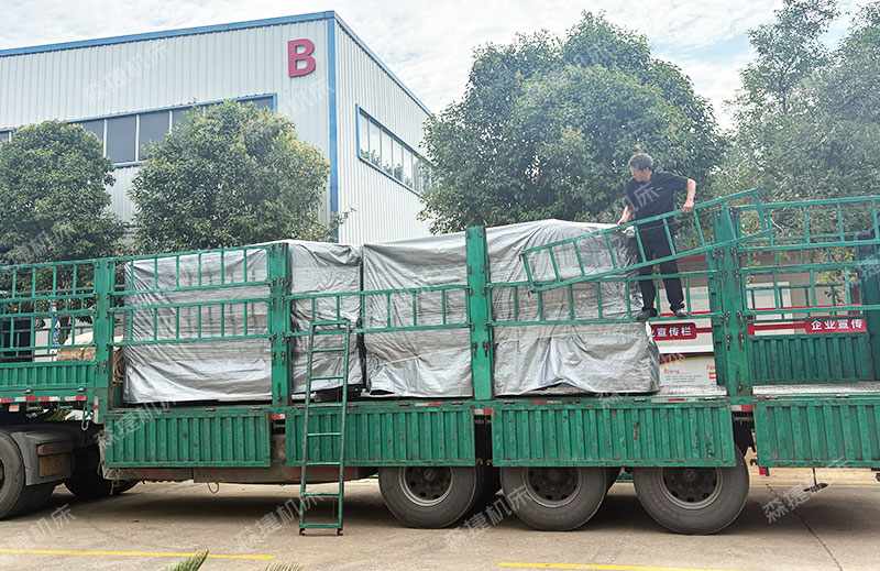 2臺800中驅動雙頭車馬上發貨